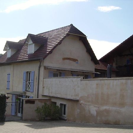 Villa A Deux Pas Du Rhone Sault-Brenaz Esterno foto