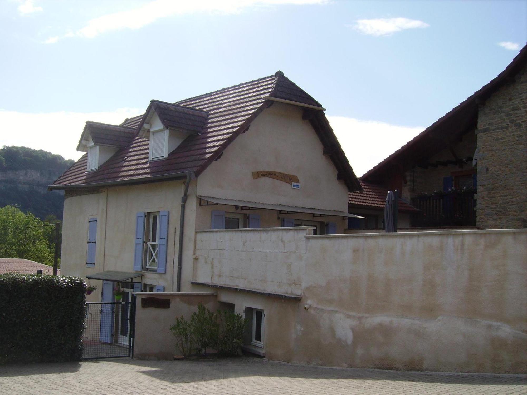 Villa A Deux Pas Du Rhone Sault-Brenaz Esterno foto