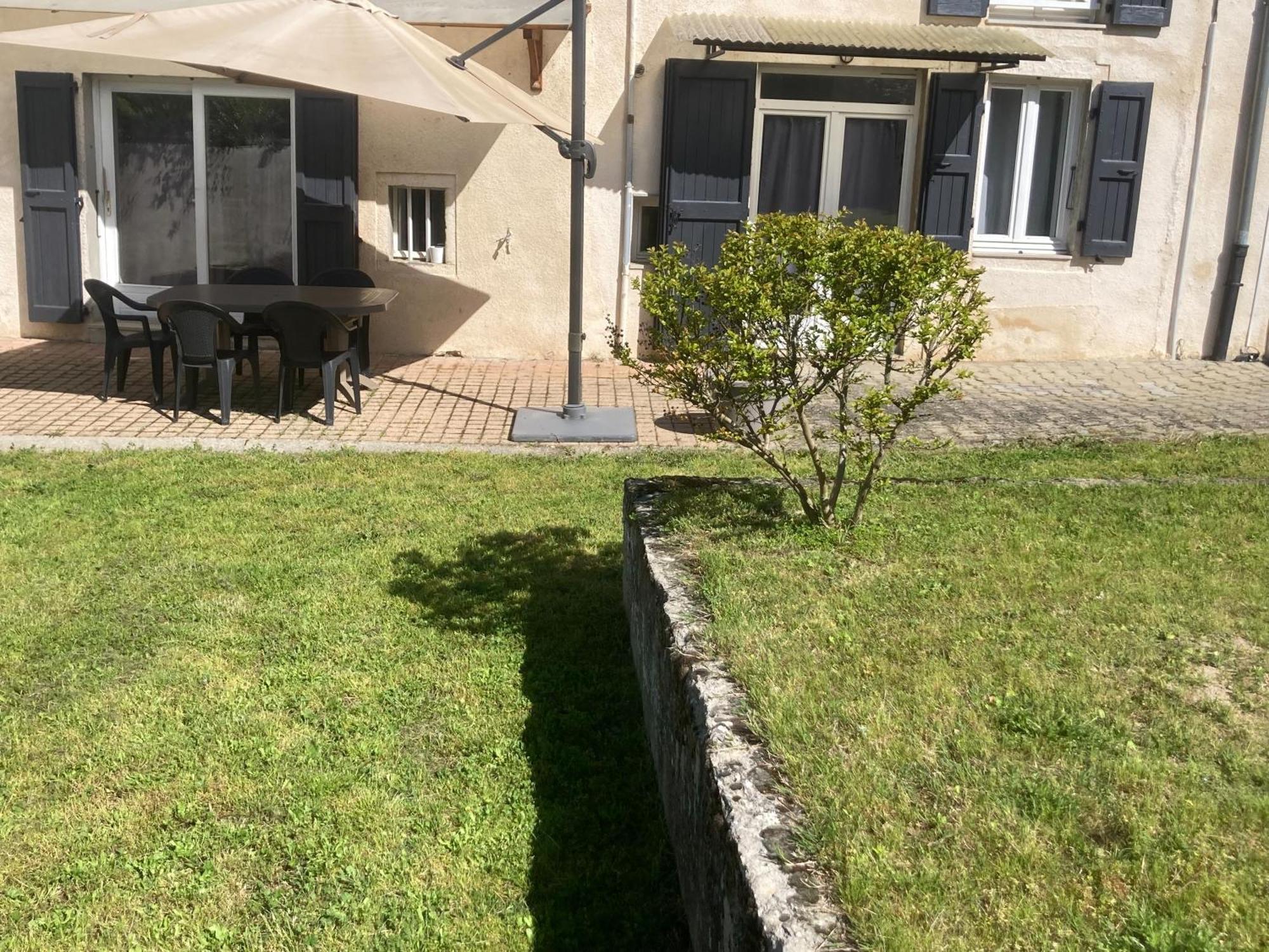 Villa A Deux Pas Du Rhone Sault-Brenaz Esterno foto